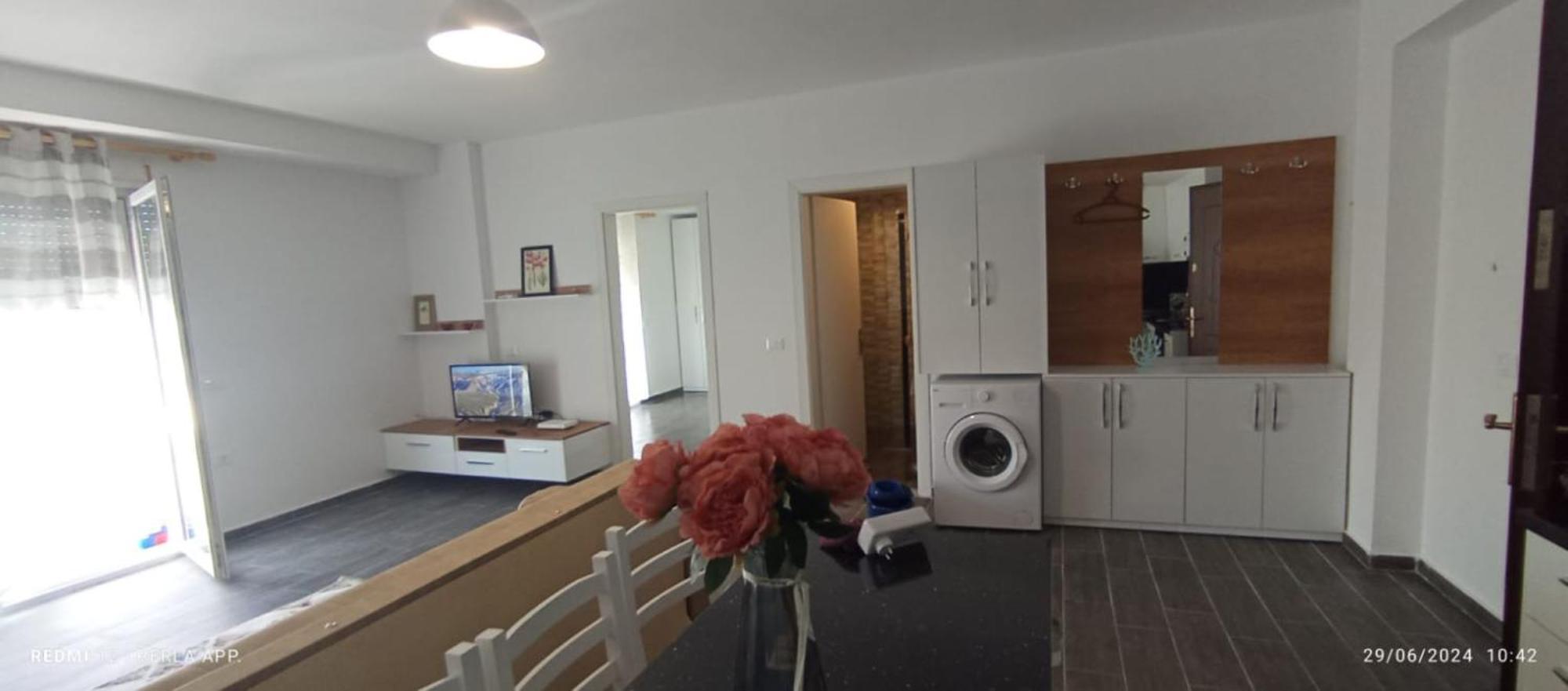 Perla 7 - Modern & Spacious Golem (Tirana)