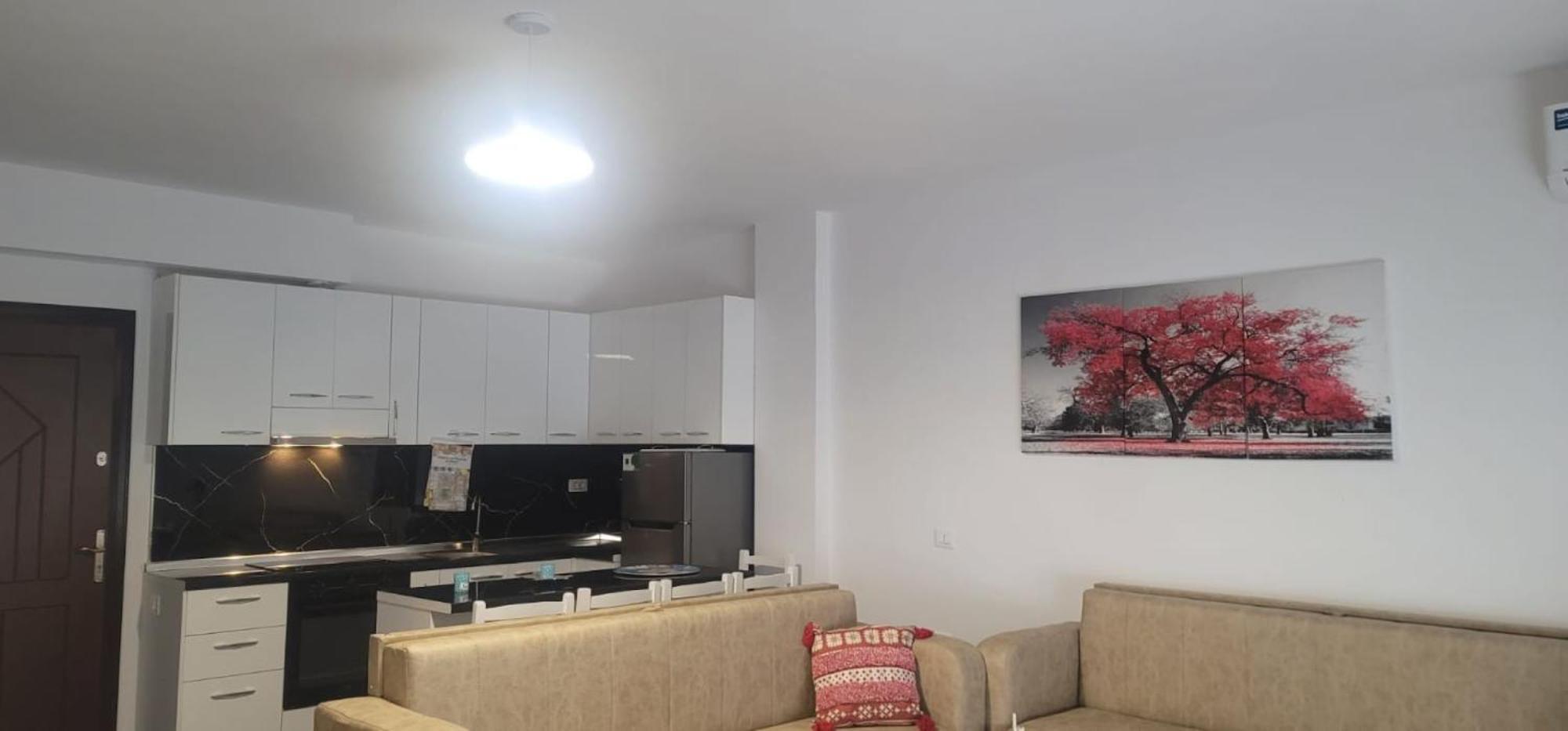 Perla 7 - Modern & Spacious * Golem (Tirana)